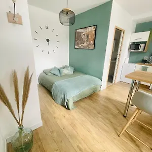 superbe-appartement-moderne-chic.midi-pyreneeshotels.com/